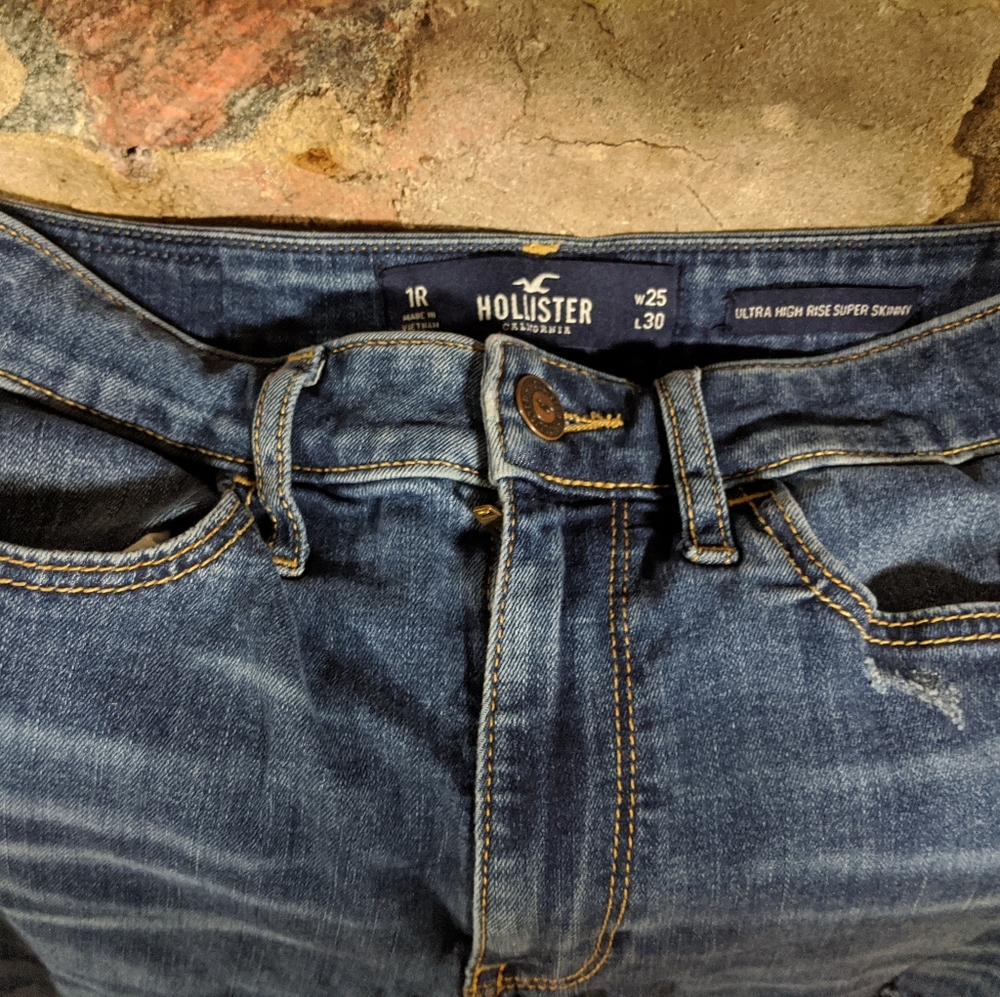 Hollister stretch skinny jean